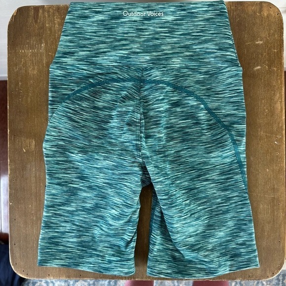 NWT Outdoor Voices Flow 7" Short in Patina Mix XXS - Picture 4 of 5